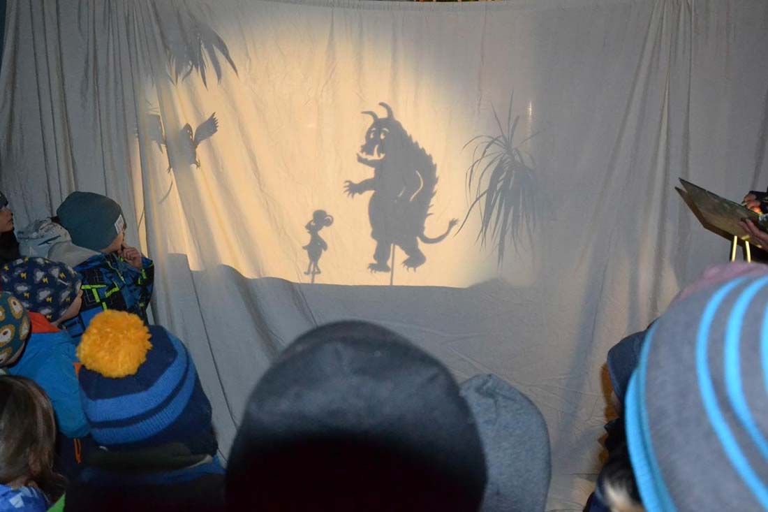 Lebendiger Adventskalender im Kinderhaus Arche Noah